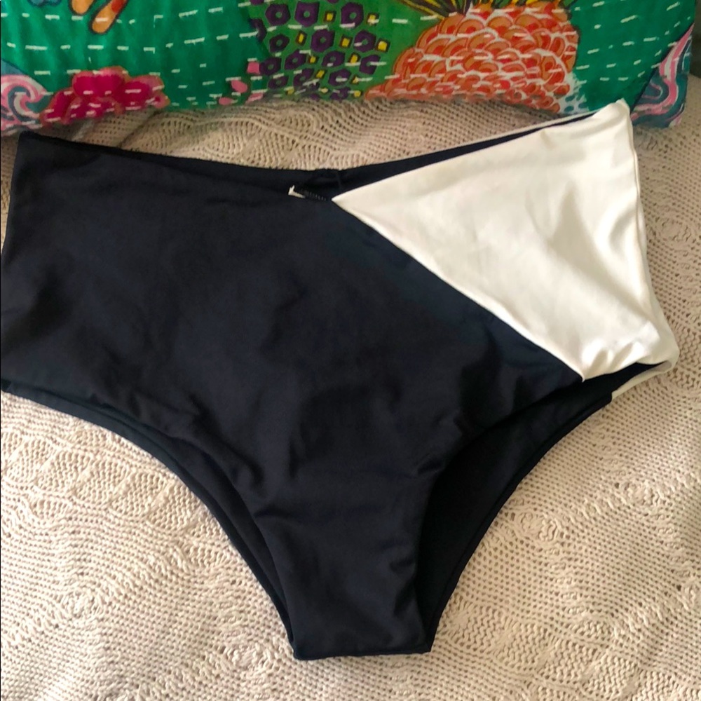 L space High-Waist Two-Tone Bikini Bottoms